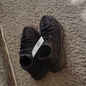 Yeezy 380 bought these from stockx too small for me